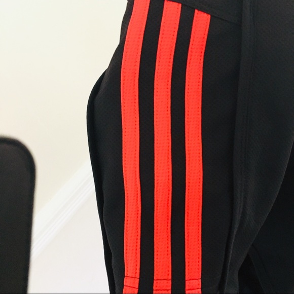 Adidas | Ultimate Knit Shorts Coral Stripes NWT - Picture 4 of 8